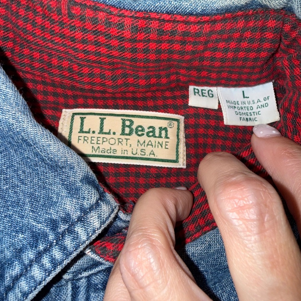 LL Bean Flannel Lined Denim Shirt Mens Large Blue Vintage Made in USA Workwear - Picture 3 of 7